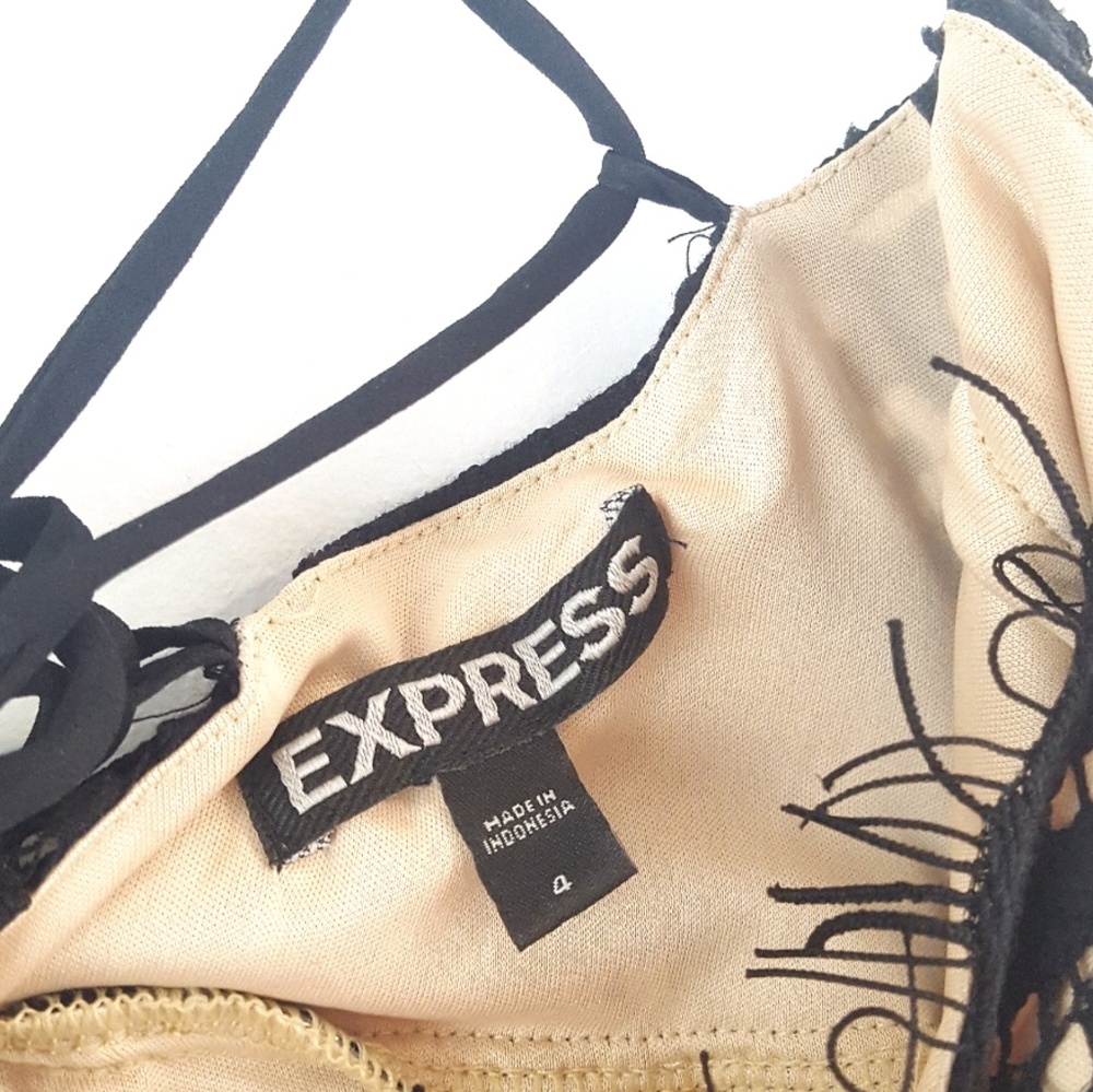 Express • Black Open-Back Strappy Lace Romper - Picture 5 of 7